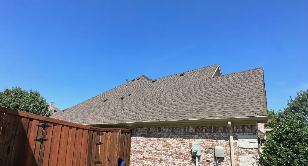 Completed roof replacement project in Pittsburg